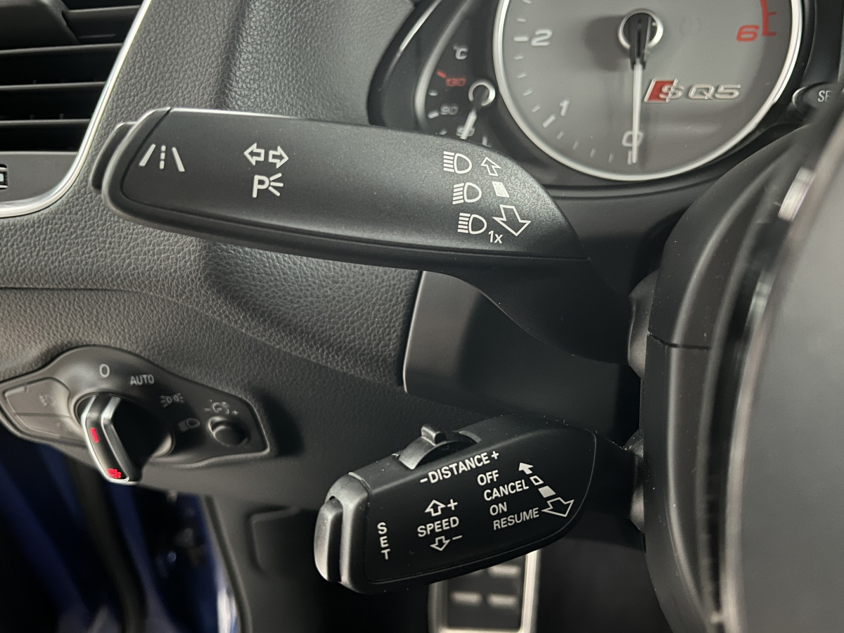 AUDI SQ5 TDI V6 313 QUATTRO BVA8 QUATTRO TOIT PANORAMIQUE  ATTELAGE ELECTRIQUE GPS CAMERA KEYLESS HIFI BANG OLUFSEN  REGULATEUR ADAPTATIF BI-XENON  ALU BROSSÉ PARK PILOT  JANTE 21 EXCELLENT ETAT