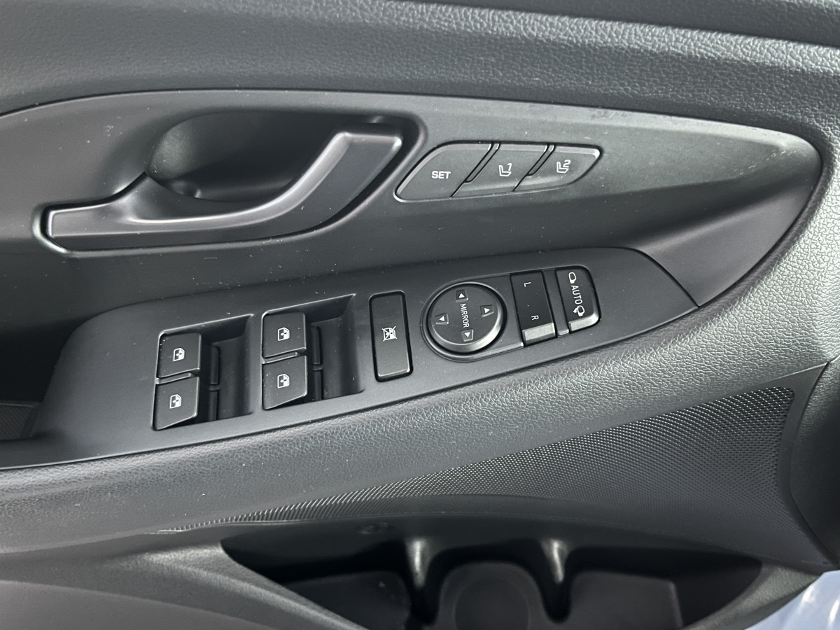 HYUNDAI I 30 N 2,0 T-GDI  275 PRFORMANCE GPS CAMERA APPLE CARPLAY KEYLESS PARK PILOT PACK HIVER  DIFFERENTIEL A GLISSERMENT REGULATEUR LIMITEUR FEUX LED EXCELLENT ETAT