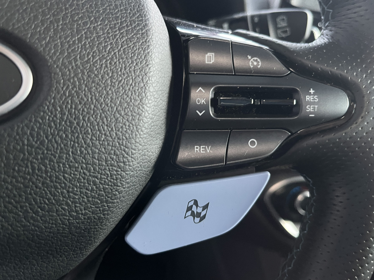 HYUNDAI I 30 N 2,0 T-GDI  275 PRFORMANCE GPS CAMERA APPLE CARPLAY KEYLESS PARK PILOT PACK HIVER  DIFFERENTIEL A GLISSERMENT REGULATEUR LIMITEUR FEUX LED EXCELLENT ETAT