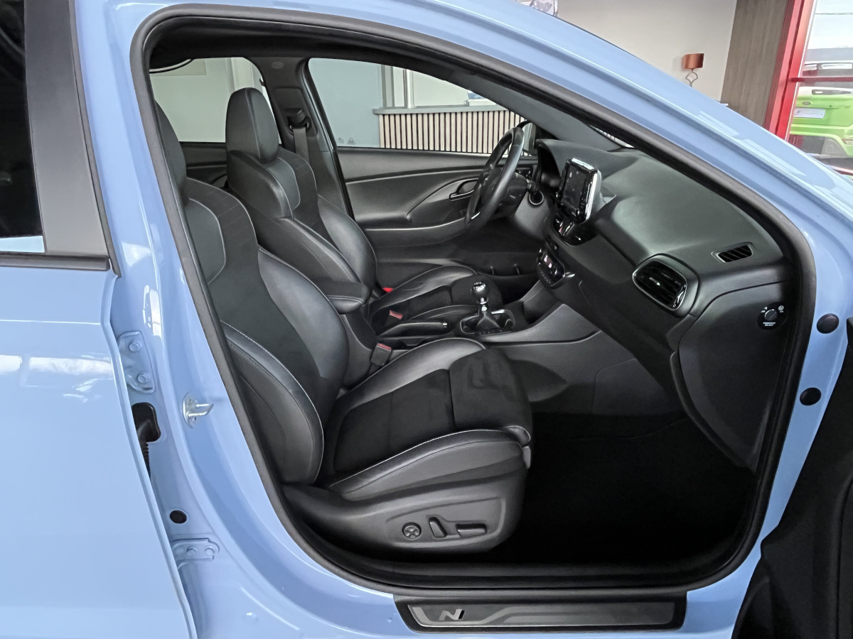 HYUNDAI I 30 N 2,0 T-GDI  275 PRFORMANCE GPS CAMERA APPLE CARPLAY KEYLESS PARK PILOT PACK HIVER  DIFFERENTIEL A GLISSERMENT REGULATEUR LIMITEUR FEUX LED EXCELLENT ETAT