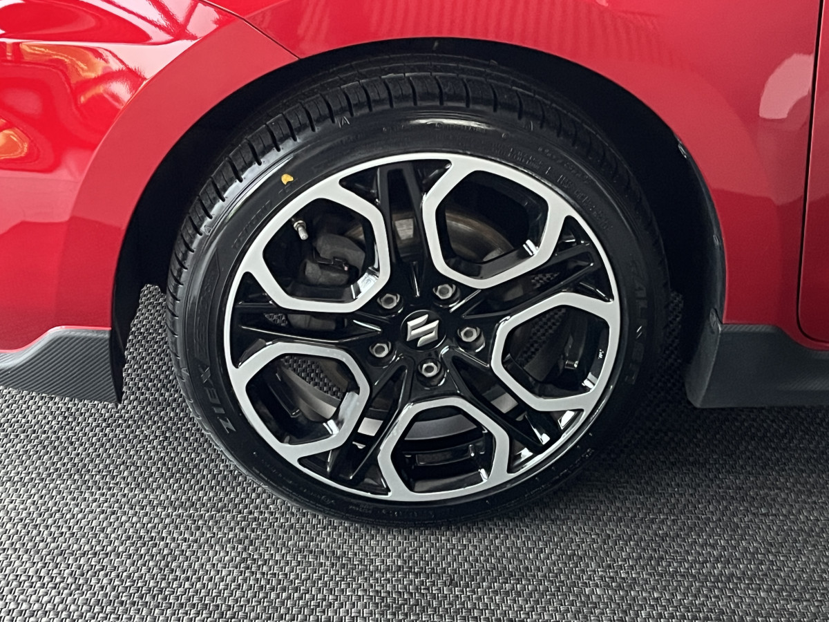 SUZUKI SWIFT SPORT 1,4 129 HYBRID GPS CAMERA FULL LED REGULATEUR LIMITEUR KEYLESS APPLE CARPLAY PARK PILOT EXCELLENT ETAT