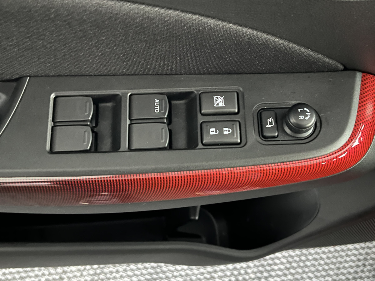 SUZUKI SWIFT SPORT 1,4 129 HYBRID GPS CAMERA FULL LED REGULATEUR LIMITEUR KEYLESS APPLE CARPLAY PARK PILOT EXCELLENT ETAT