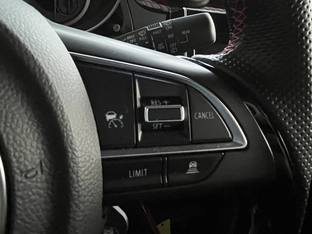 SUZUKI SWIFT SPORT 1,4 129 HYBRID GPS CAMERA FULL LED REGULATEUR LIMITEUR KEYLESS APPLE CARPLAY PARK PILOT EXCELLENT ETAT