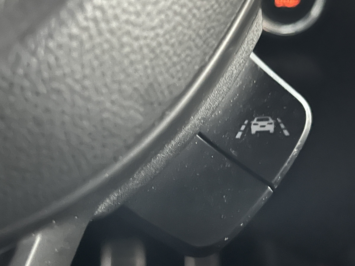 SUZUKI SWIFT SPORT 1,4 129 HYBRID GPS CAMERA FULL LED REGULATEUR LIMITEUR KEYLESS APPLE CARPLAY PARK PILOT EXCELLENT ETAT