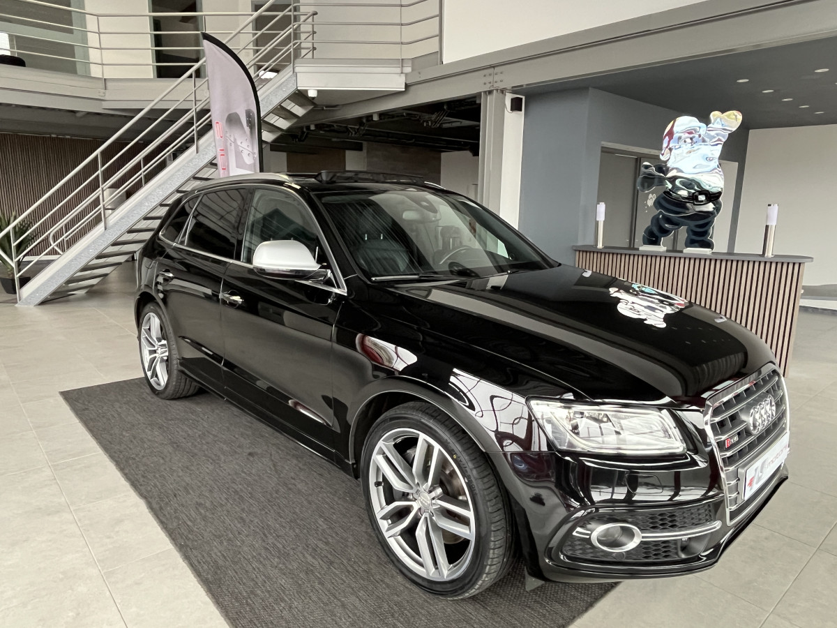 AUDI SQ5 3,0  TDI V6 326 COMPETITION BVA8 QUATTRO TOIT PANORAMIQUE ATTELAGE ELECTRIQUE GPS CAMERA HIFI B&O KEYLESS CARBON   REGULATEUR ADAPTATIF BI-XENON CHAUFFAGE ADDITIONNEL  PARK PILOT  DRIVE SELECT JANTE 21 FULL OPTIONS  EXCELLENT ETAT