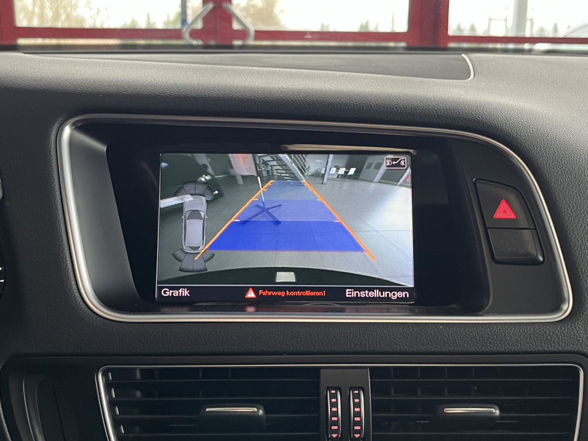 AUDI SQ5 3,0  TDI V6 326 COMPETITION BVA8 QUATTRO TOIT PANORAMIQUE ATTELAGE ELECTRIQUE GPS CAMERA HIFI B&O KEYLESS CARBON   REGULATEUR ADAPTATIF BI-XENON CHAUFFAGE ADDITIONNEL  PARK PILOT  DRIVE SELECT JANTE 21 FULL OPTIONS  EXCELLENT ETAT