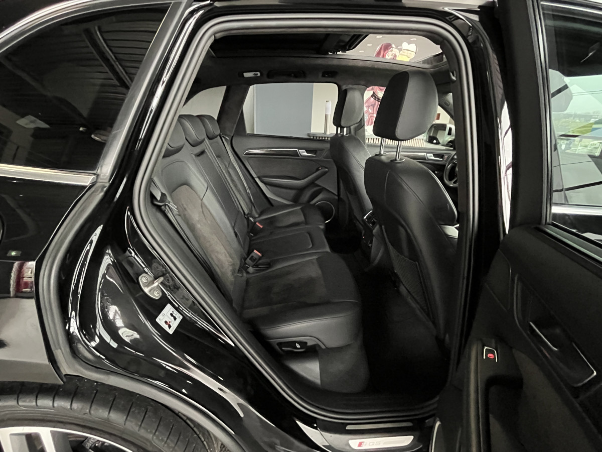 AUDI SQ5 3,0  TDI V6 326 COMPETITION BVA8 QUATTRO TOIT PANORAMIQUE ATTELAGE ELECTRIQUE GPS CAMERA HIFI B&O KEYLESS CARBON   REGULATEUR ADAPTATIF BI-XENON CHAUFFAGE ADDITIONNEL  PARK PILOT  DRIVE SELECT JANTE 21 FULL OPTIONS  EXCELLENT ETAT