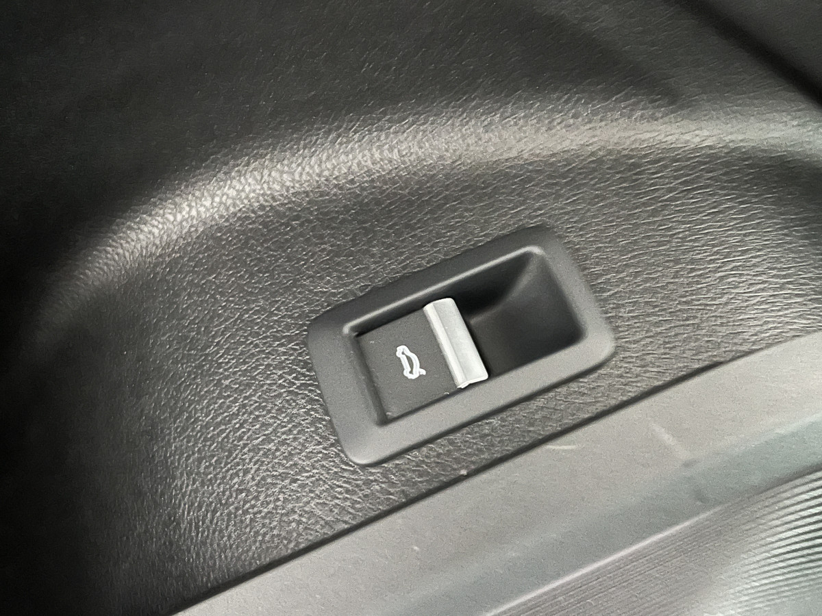 AUDI SQ5 3,0  TDI V6 347 BVA8 QUATTRO TOIT PANORAMIQUE OUVRANT  GPS CAMERA APPLE CARPLAY HIFI B&O KEYLESS  REGULATEUR ADAPTATIF FEUX MATRIX LED   PARK PILOT  DRIVE SELECT JANTE 21 FULL OPTIONS  EXCELLENT ETAT