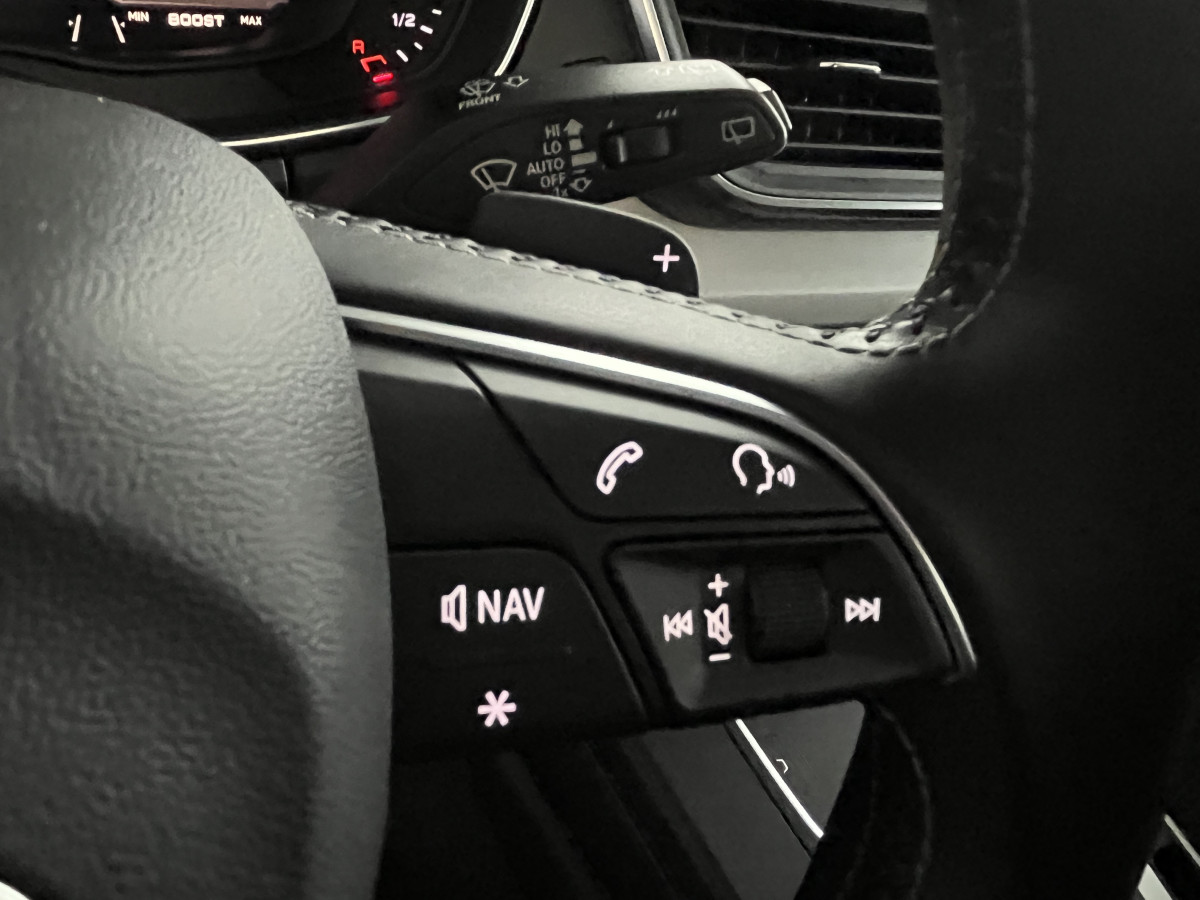 AUDI SQ5 3,0  TDI V6 347 BVA8 QUATTRO TOIT PANORAMIQUE OUVRANT  GPS CAMERA APPLE CARPLAY HIFI B&O KEYLESS  REGULATEUR ADAPTATIF FEUX MATRIX LED   PARK PILOT  DRIVE SELECT JANTE 21 FULL OPTIONS  EXCELLENT ETAT