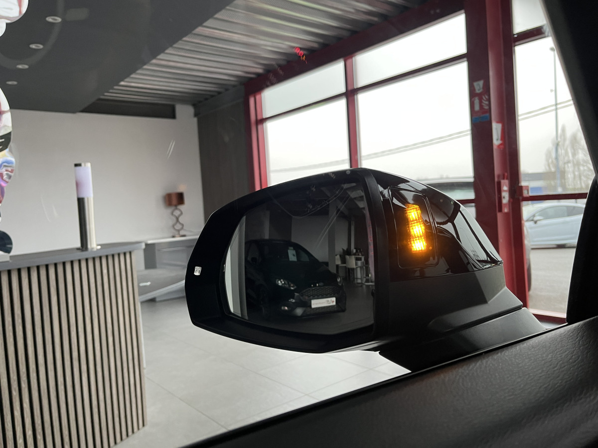 AUDI SQ5 3,0  TDI V6 347 BVA8 QUATTRO TOIT PANORAMIQUE OUVRANT  GPS CAMERA APPLE CARPLAY HIFI B&O KEYLESS  REGULATEUR ADAPTATIF FEUX MATRIX LED   PARK PILOT  DRIVE SELECT JANTE 21 FULL OPTIONS  EXCELLENT ETAT