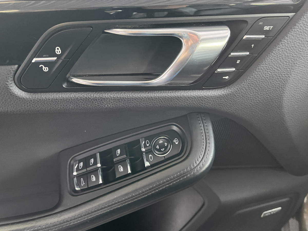 PORSCHE MACAN S DIESEL 3,0 V6 258 4X4 PDK TOIT PANORAMIQUE ATTELAGE GPS CAMERA PASM REGULATEUR HIFI BOSE BI-XENON PACK CHRONO SPORT
