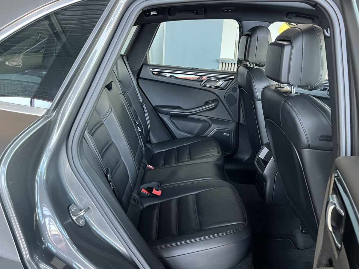 PORSCHE MACAN S DIESEL 3,0 V6 258 4X4 PDK TOIT PANORAMIQUE ATTELAGE GPS CAMERA PASM REGULATEUR HIFI BOSE BI-XENON PACK CHRONO SPORT