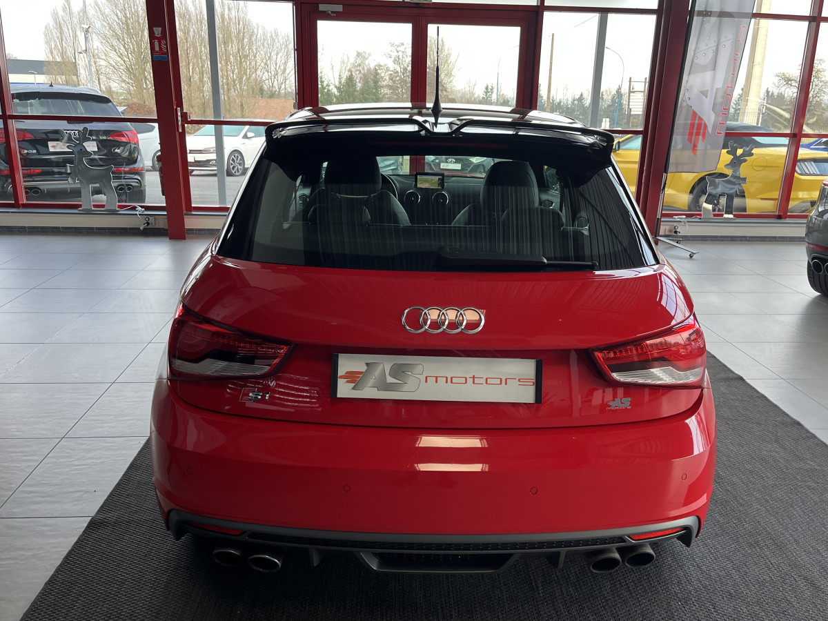 AUDI S1 SPORTBACK 2,0 TFSI  231 QUATTRO GPS KEYLESS  DRIVE SELECT JANTES ALU 18 BI-XENON REGULATEUR HIFI BOSE EXCELLENT ETAT