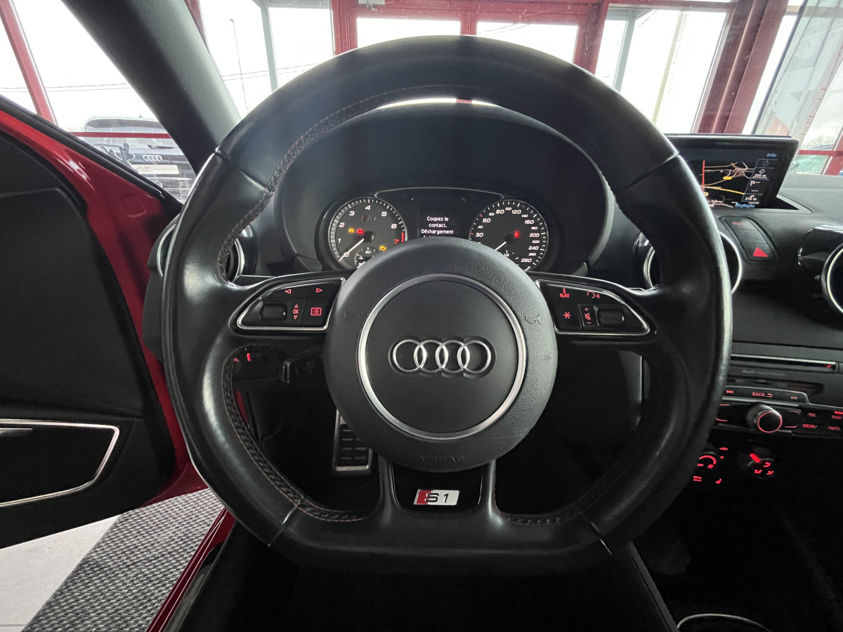 AUDI S1 SPORTBACK 2,0 TFSI  231 QUATTRO GPS KEYLESS  DRIVE SELECT JANTES ALU 18 BI-XENON REGULATEUR HIFI BOSE EXCELLENT ETAT