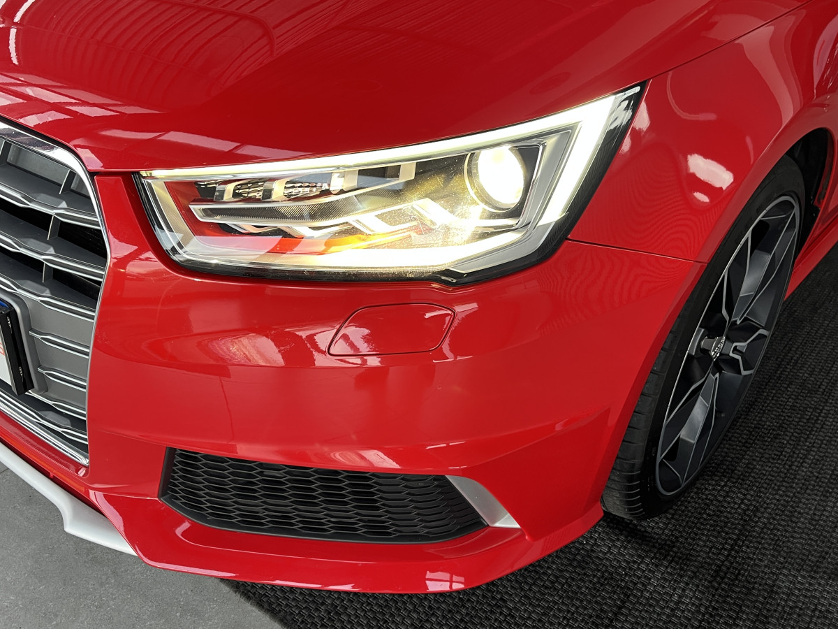 AUDI S1 SPORTBACK 2,0 TFSI  231 QUATTRO GPS KEYLESS  DRIVE SELECT JANTES ALU 18 BI-XENON REGULATEUR HIFI BOSE EXCELLENT ETAT