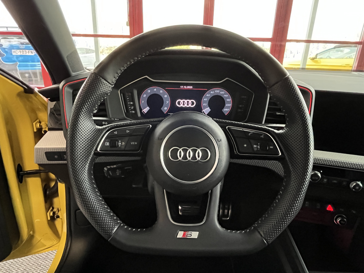 AUDI A1 SPORTBACK  40 TFSI 2,0  200  FULL S-LINE S-TRONIC 6  GPS ANDROID APPLE CARPLAY KEYLESS FULL LED REGULATEUR ADAPTATIF LIMITEUR  DRIVE SELECT DIGITAL HIFI B&O COCKPIT PARK PILOT JANTES ALU 18  EXCELLENT ETAT