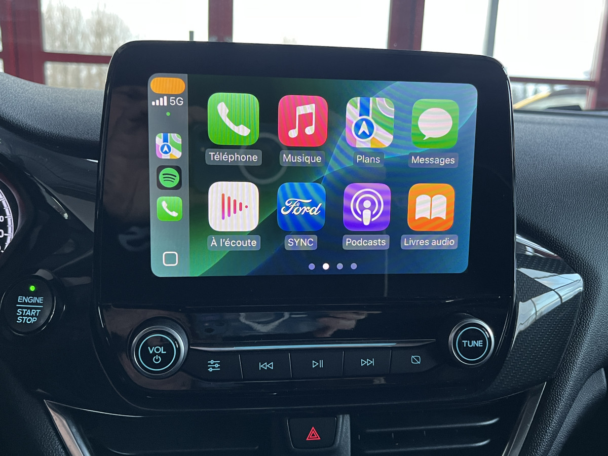 FORD FIESTA ST 1,5 200  GPS ANDROID APPLE CARPLAY FEUX HALOGENE PARK PILOT  BLUETOOTH REGULATEUR LIMITEUR EXCELLENT ETAT