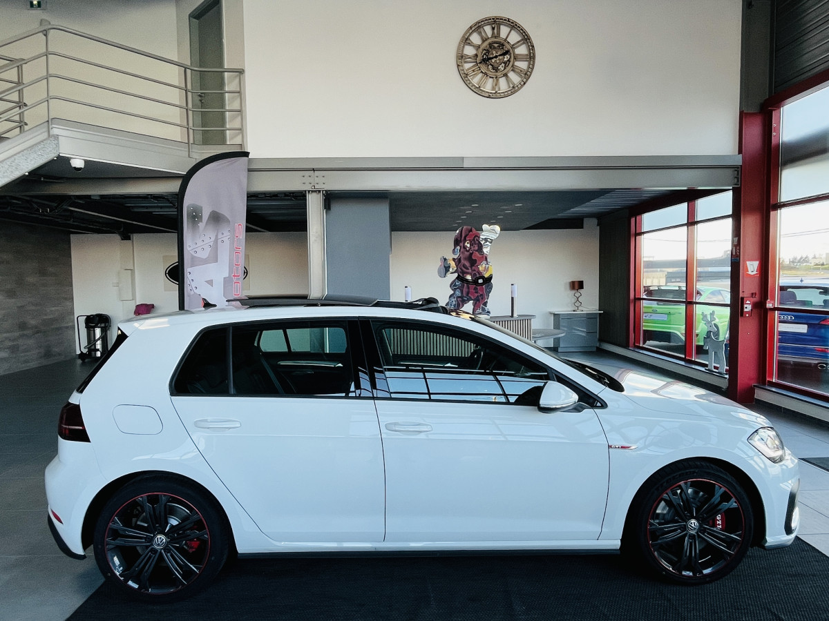 VOLKSWAGEN GOLF 7 2,0 TSI 245 PERFORMANCE  TOIT PANORAMIQUE GPS DRIVE SELECT PARK PILOT  FULL LED AUTO HOLD  JANTES 18 DIGITAL COCKPIT EXCELLENT ETAT