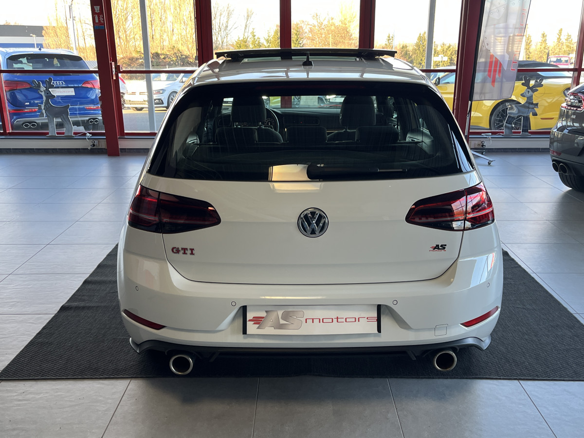 VOLKSWAGEN GOLF 7 2,0 TSI 245 PERFORMANCE  TOIT PANORAMIQUE GPS DRIVE SELECT PARK PILOT  FULL LED AUTO HOLD  JANTES 18 DIGITAL COCKPIT EXCELLENT ETAT