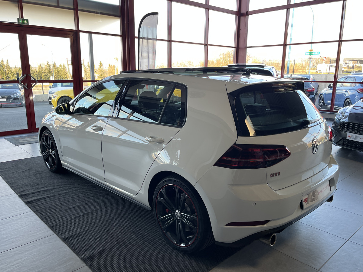 VOLKSWAGEN GOLF 7 2,0 TSI 245 PERFORMANCE  TOIT PANORAMIQUE GPS DRIVE SELECT PARK PILOT  FULL LED AUTO HOLD  JANTES 18 DIGITAL COCKPIT EXCELLENT ETAT