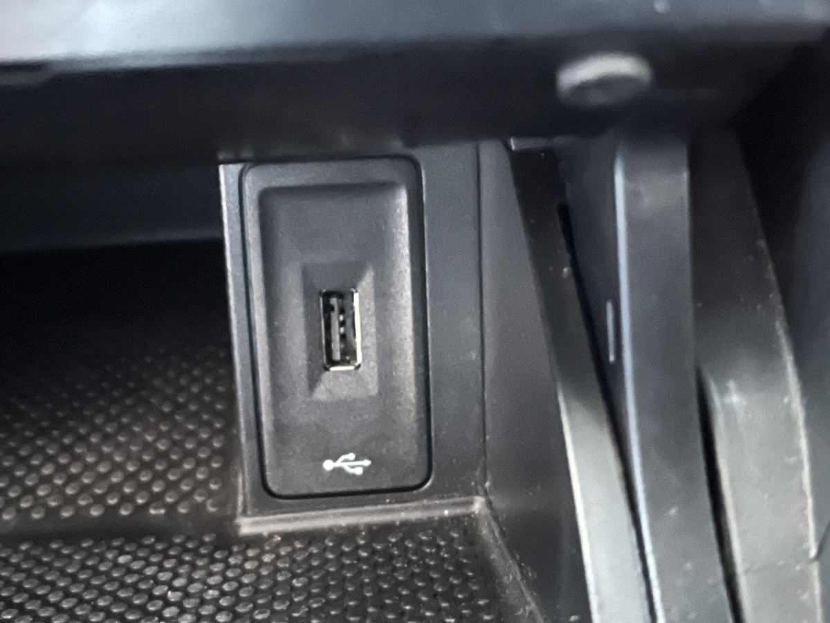 VOLKSWAGEN GOLF 7 2,0 TSI 245 PERFORMANCE  TOIT PANORAMIQUE GPS DRIVE SELECT PARK PILOT  FULL LED AUTO HOLD  JANTES 18 DIGITAL COCKPIT EXCELLENT ETAT