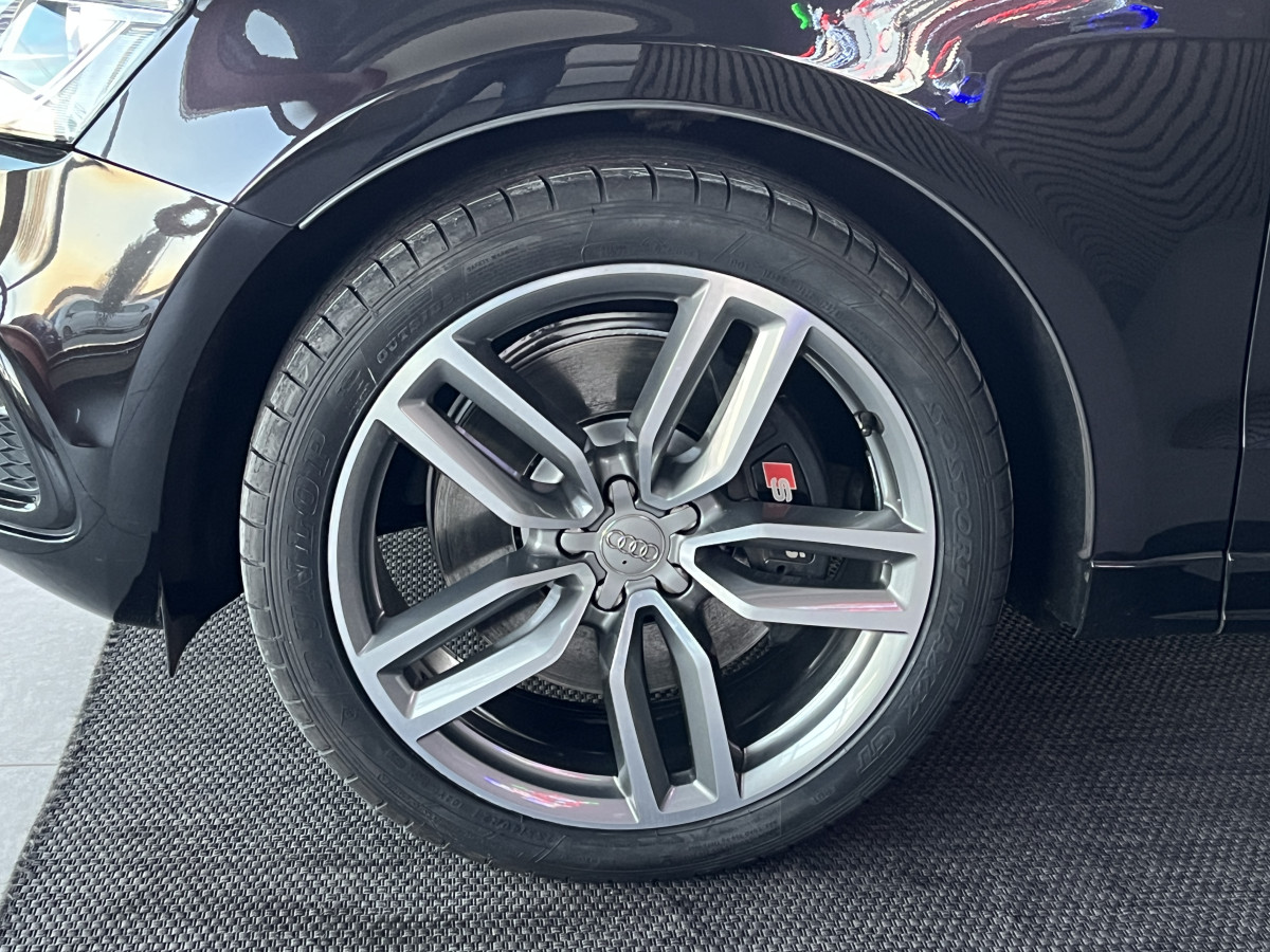 AUDI SQ5 3,0  TDI V6 326 COMPETITION BVA8 QUATTRO TOIT PANORAMIQUE ATTELAGE ELECTRIQUE GPS CAMERA HIFI B&O KEYLESS  REGULATEUR ADAPTATIF BI-XENON  PARK PILOT  DRIVE SELECT JANTE 21 FULL OPTIONS  EXCELLENT ETAT