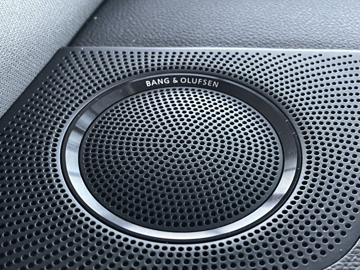 AUDI SQ5 3,0  TDI V6 326 COMPETITION BVA8 QUATTRO TOIT PANORAMIQUE ATTELAGE ELECTRIQUE GPS CAMERA HIFI B&O KEYLESS  REGULATEUR ADAPTATIF BI-XENON  PARK PILOT  DRIVE SELECT JANTE 21 FULL OPTIONS  EXCELLENT ETAT