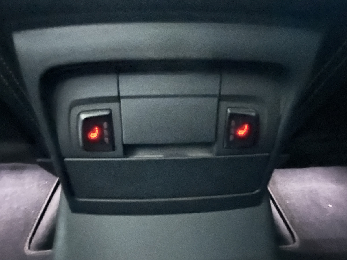 AUDI SQ5 3,0  TDI V6 326 COMPETITION BVA8 QUATTRO TOIT PANORAMIQUE ATTELAGE ELECTRIQUE GPS CAMERA HIFI B&O KEYLESS  REGULATEUR ADAPTATIF BI-XENON  PARK PILOT  DRIVE SELECT JANTE 21 FULL OPTIONS  EXCELLENT ETAT