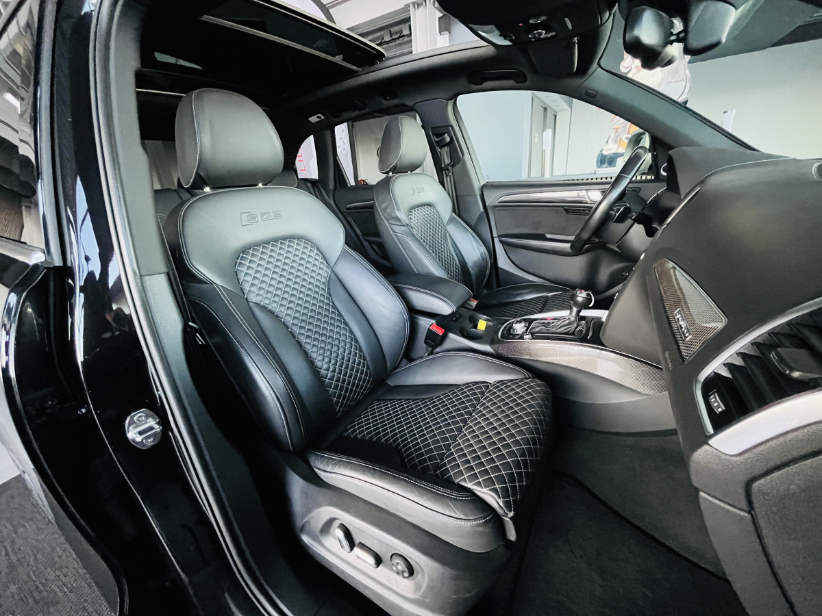 AUDI SQ5 3,0  TDI V6 326 COMPETITION BVA8 QUATTRO TOIT PANORAMIQUE ATTELAGE ELECTRIQUE GPS CAMERA HIFI B&O KEYLESS  REGULATEUR ADAPTATIF BI-XENON  PARK PILOT  DRIVE SELECT JANTE 21 FULL OPTIONS  EXCELLENT ETAT